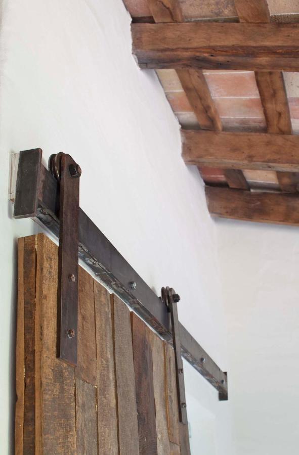 B&B La Rectoria De Sant Miquel De Pineda Sant Felíu de Pallarols Esterno foto